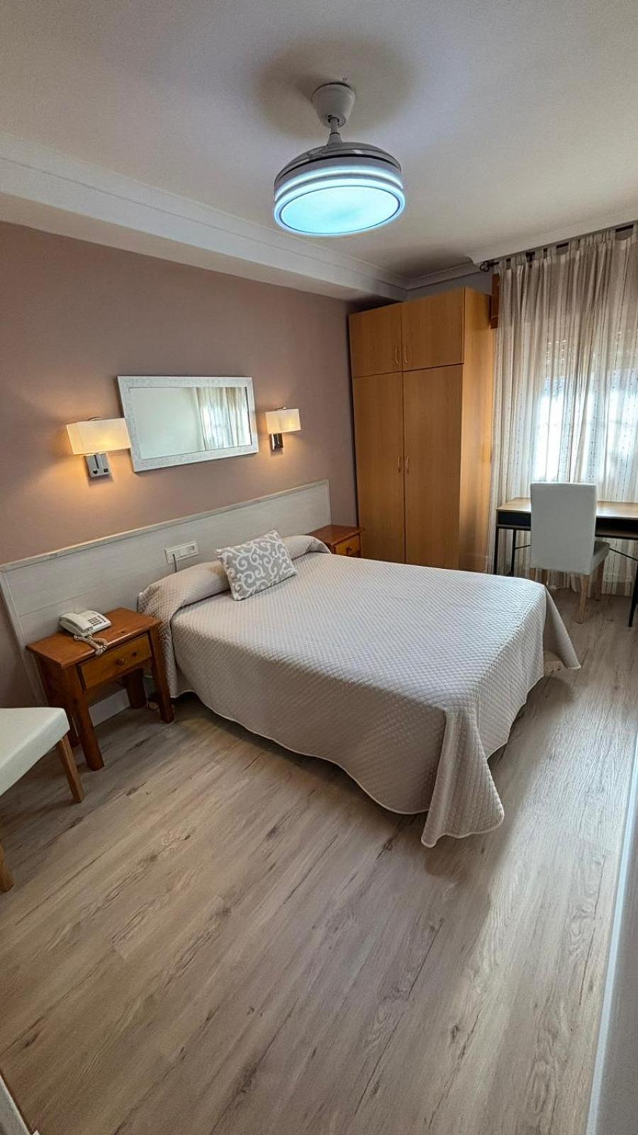 Hostal Atienzar Albacete Exterior photo