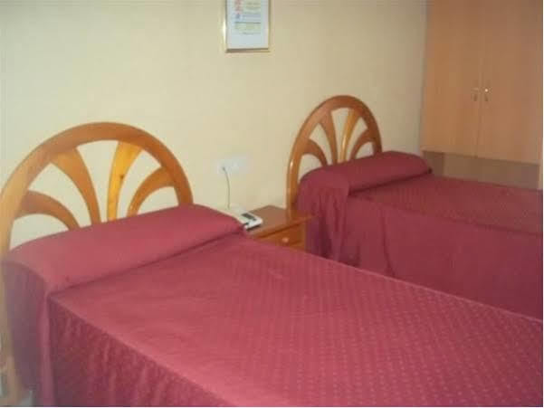 Hostal Atienzar Albacete Exterior photo